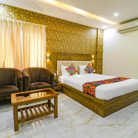 Fabhotel Sa-Vista Inn Yelahanka Экстерьер фото